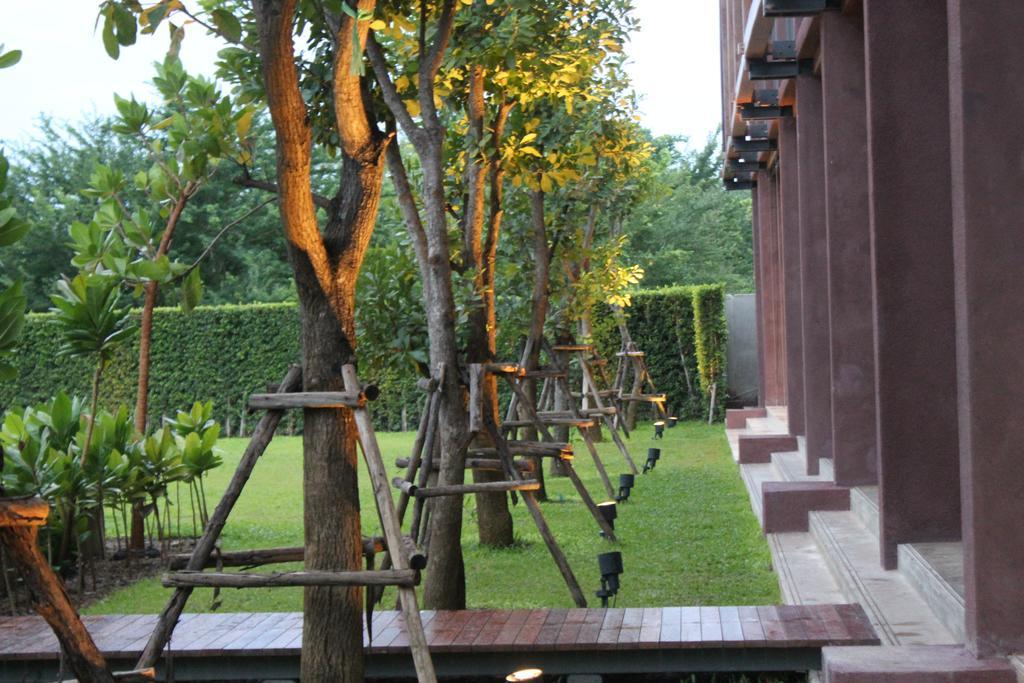 The Glory River Kwai Hotel Kanchanaburi Exterior photo